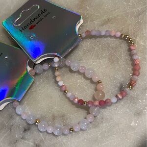 Hand made beads bracelet with gold pink multicolored size 61/2 small